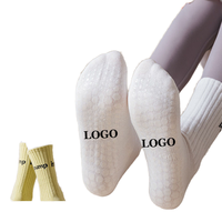 Chaussettes courtes en coton respirantes et antidérapantes pour femmes, idéales pour la gym, le fitness, la danse, le sport, le yoga et le Pilates professionnel