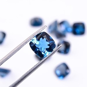 Topacio Azul de Londres Natural de la Mejor Calidad, 14x14, Corte Cojín Facetado, Tratado con Radiación, Gema Azul Suelta para Joyería - Product Image 3