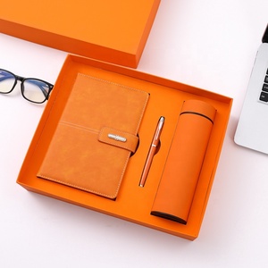 Set <span class=keywords><strong>de</strong></span> Regalo Corporativo <span class=keywords><strong>de</strong></span> Lujo Personalizable con Libreta Cosida con Hilo, Termo con LED, Logotipo Personalizado, Caja <span class=keywords><strong>de</strong></span> Regalo <span class=keywords><strong>de</strong></span> Cuero con Bolígrafo - Product Image 5