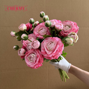 DC164 Ranúnculos Artificiales al por Mayor, Color Rosa Claro, Tacto Real, 3 Cabezas, para Arreglos Florales de Boda - Product Image 5