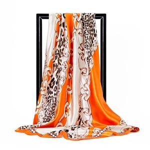 <span class=keywords><strong>Foulard</strong></span> de seda para mujer, bufanda cuadrada de 90x90cm, chal de <span class=keywords><strong>playa</strong></span> de marca de lujo para mujer, pañuelo Hijab <span class=keywords><strong>grande</strong></span>, silenciador para mujer - Product Image 3