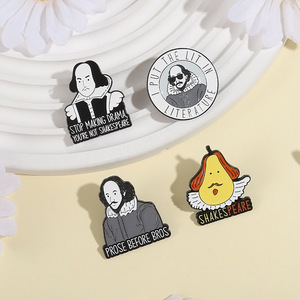Ensemble de broches <span class=keywords><strong>Shakespeare</strong></span> culturelles, épingles de personnage littéraire de créateur, lettres en métal peintes, épingles de revers vintage, collection - Product Image 3