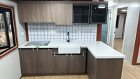 Maisons conteneurs économiques, extensibles, respirantes, certifiées ISO 9001, 20 pieds, 40 pieds, mobiles, modulaires, en panneaux sandwich, appartement, mini-maison