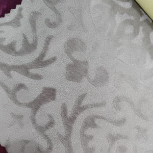 Tela de terciopelo teñida lisa de poliéster 100% de fábrica al por mayor, sofá en relieve para superestampado/tapicería para ventanas y cortinas - Product Image 1