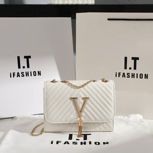 Sac bandoulière de luxe brodé pour femme, petit sac de soirée, sac à bandoulière en PU à deux sangles, chaînes, motif géométrique imperméable - Product Image 3