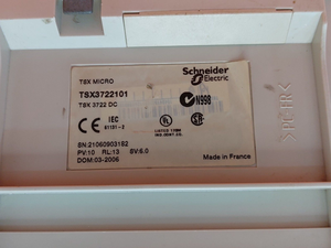 Mới và độc đáo PLC tsx3722101 TSX Micro modicon tsxdez32d2 + tsxdsz32r5 + tsxmfpp128k PLC lập trình điều khiển - Product Image 4