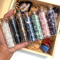 Produits de Guérison Spirituelle Naturelle Chips de Cristal Bouteille Souhaitant Boîte Cadeau en Cristal Ensemble de 7 Chakras