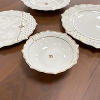 Nouvel ensemble de vaisselle en porcelaine fine 24 pièces doré / Service de table / Ensemble de plats en céramique pour 6 personnes