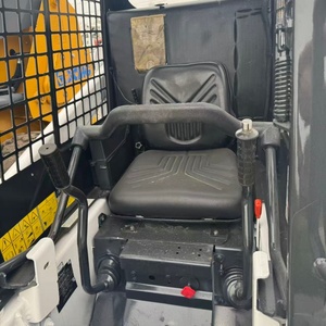 <span class=keywords><strong>Bobcat</strong></span> S70 est la plus petite chargeuse compacte au monde, elle passe par les portes et les ascenseurs étroits, rayon de braquage nul, moteur Kubota. - Product Image 5