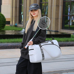 Sac de sport multifonctionnel personnalisé pour activités de plein air, sac de fitness avec séparation sec/humide, sac bandoulière en nylon, sacs de voyage pour le badminton - Product Image 3