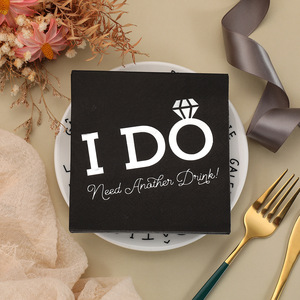 Servilletas cuadradas decorativas con relieve dorado para bodas, San Valentín, fiestas románticas y servilletas desechables de alta gama para hoteles. - Product Image 1