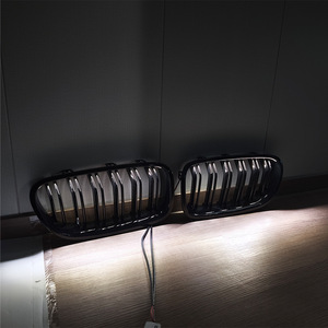 Calandre LED illuminée BMW Série 5 F10, double ligne, entièrement noire, en ABS, compatible avec le pare-chocs avant - Product Image 5
