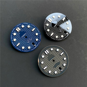 Quadrante in Ceramica Nero Blu BGW9 Luminoso da 31,5mm per Movimento ETA2824, Accessori di Ricambio per Orologi Subacquei Master 300m - Product Image 1