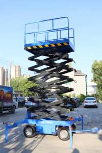 Plate-forme élévatrice mobile de 4 à 18m Plate-forme élévatrice électrique hydraulique à ciseaux automotrice Construction Plate-forme élévatrice mobile de 18m - Product Image 4