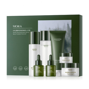 Set de Cuidado de la Piel con Trufa Blanca de Siete Piezas: Crema Hidratante, Tónico y Loción Blanqueadora para Mujeres - Product Image 2