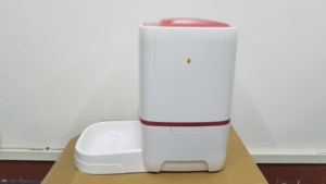 Small 2.8L Smart Automatic Pet Auto Cat <strong>Dog</strong> Feeder Water Application for Christmas New Year's <strong>Present</strong> - Product Image 4