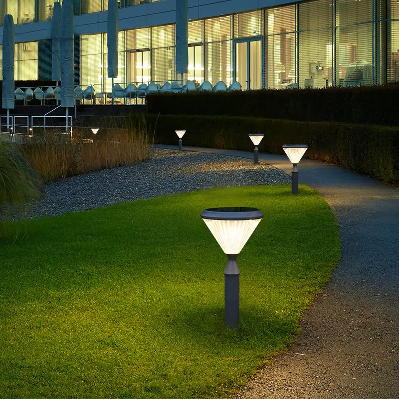 High Efficiency Pathway Yard Ground Plug Lamp Waterproof Ip65 Outdoor Solar Lawn Light Garden Lamp