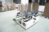 Machine robotisée automatique de pose de clous aux coins des cadres sur 4 côtés, machine de jonction de cadres photo à haute production pour la fabrication de cadres photo en bois