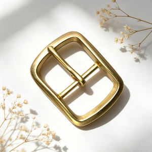 Hebilla de Cinturón Minimalista de Latón Macizo, Hebilla Ajustable de Metal Pulido Ligero, Herraje de Estilo Sencillo, Accesorio para Cinturón de Mujer - Product Image 2
