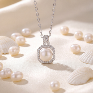 Collier en argent sterling S925 avec perle d'eau douce et pendentif octogonal géométrique, collier de perles délicat et tendance pour femmes - Product Image 4