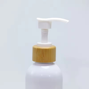 Botella de Plástico PET Reciclable de 300ml/500ml con Hombro Plano, Personalizable con Serigrafía, para Champú y Gel de Ducha - Product Image 4