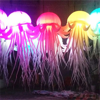 Ballon lumineux suspendu en forme de méduse gonflable avec lumière LED pour la décoration de plafond de boîte de nuit ou de fête musicale