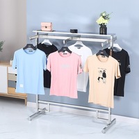 Fabricante de Exhibidores de Ropa Produce Exhibidores de Acero Inoxidable de Pie para Centros Comerciales y Tiendas de Ropa