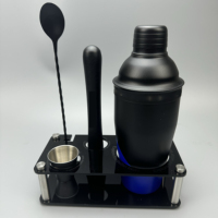 Wuyi Camol Cocktail Shaker Set 750ml Shaker en acier inoxydable, Jigger, Agitateur, Sous-verres avec support en bambou Kit de mélange de barre