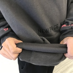 YKH <span class=keywords><strong>400</strong></span> GSM poids lourd couleur Logo personnalisé blanc plaine vêtements de course nouvelle conception sweats à capuche hommes sweats à capuche - Product Image 3