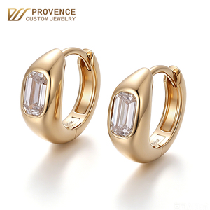 Aros de diamantes cultivados en laboratorio con corte esmeralda de 5*3 mm, juego de aretes de oro macizo de 18k, aretes de diseñador, fabricante de joyería personalizada. - Product Image 1