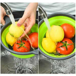 กระชอนพับได้พร้อมที่จับสำหรับล้างผักและผลไม้ในครัว สีเขียวและสีเทา - Product Image 1