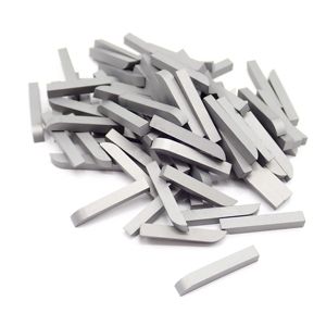 Pointes en carbure de tungstène brasées 20*3.5*2mm YG6/YG8, personnalisation OEM <span class=keywords><strong>pour</strong></span> outils de tournage CNC - Product Image 6