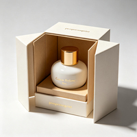 Boîte cadeau rigide beige à double porte pour flacon de parfum avec emballage et logo personnalisé pour fragrance