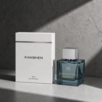 Flacon de parfum en verre transparent carré de luxe, logo personnalisé, 30 ml, 50 ml, 100 ml, conteneur de parfum vide, flacons cosmétiques en verre avec vaporisateur
