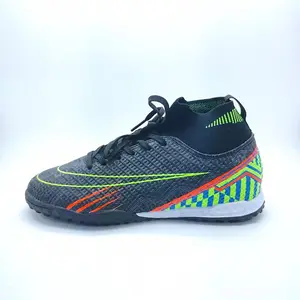 Çin tedarikçisi spor çizmeler ayakkabı toptan futbol futbol çizme ayakkabı erkekler için