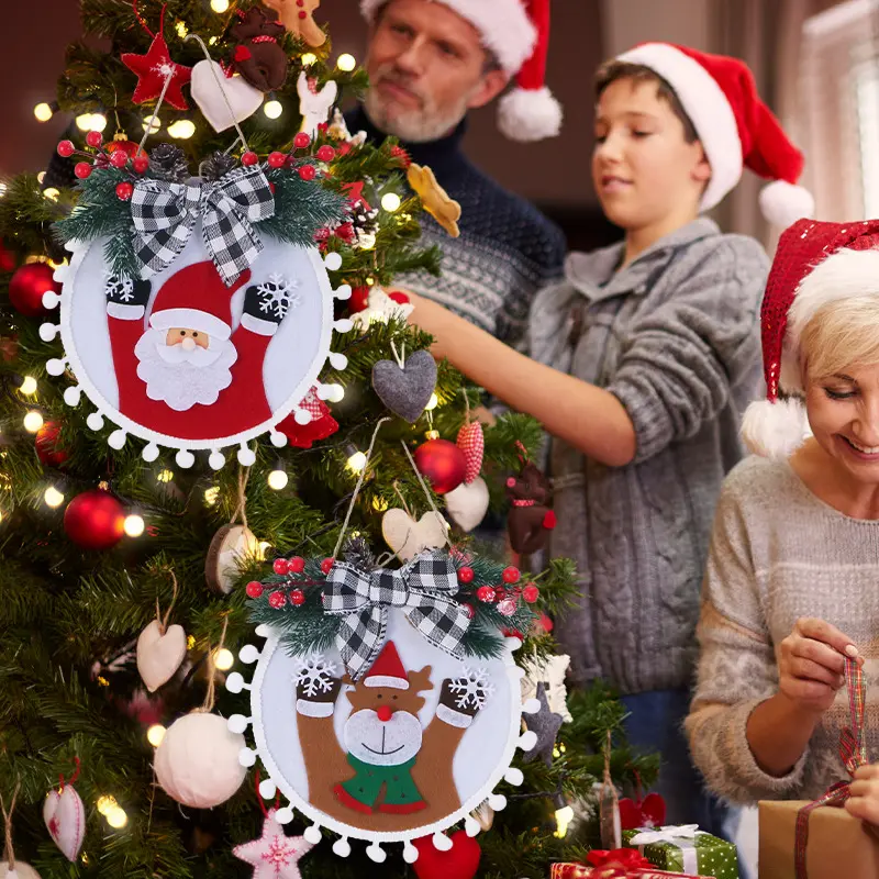 Nieuwigheid Kerst Krans Mini Kerstman Sneeuwpop Elanden Guirlande Opknoping Boom & Indoor Outdoor Vakantie Decoratie Gelukkig Nieuwjaar 2023