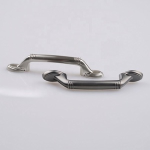 <span class=keywords><strong>Ancien</strong></span> Antique Cuivre Boutons de <span class=keywords><strong>Porte</strong></span> Poignée D'armoire Classique <span class=keywords><strong>Bouton</strong></span> de Garde-Robe Poignées Accessoires De Quincaillerie D'ameublement - Product Image 3