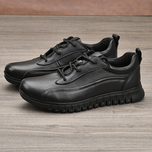 Chaussures de marche pour hommes en cuir véritable, bout rond, lacets, semelle extérieure en caoutchouc respirante, doublure en mesh, style décontracté - Product Image 2