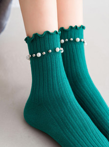 KTA-052 <span class=keywords><strong>Chaussettes</strong></span> ras du cou tendance pour femmes, motif volanté élégant avec perles, technique de tricotage en coton, idéales pour le printemps - Product Image 5