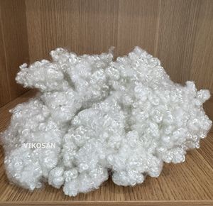 Fibra de Poliéster Hueca Conjugada de Buena Calidad, 7D HCS, Fibra de Poliéster Reciclada Suave de Grado Premium de Vietnam - Product Image 1