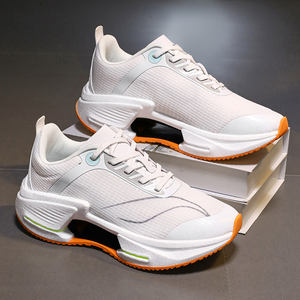 Chaussures de sport de course professionnelles nouvelles chaussures de jogging ultra-légères à rebond élevé avec fonction d'absorption des chocs pour les styles de marche - Product Image 4