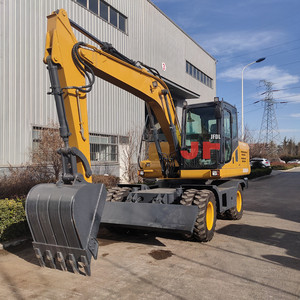 Excavatrice sur roues PW150, machine lourde de 14 tonnes avec une capacité de godet de 0,60 m³ et une force de creusement de <span class=keywords><strong>115</strong></span> KN - Product Image 5