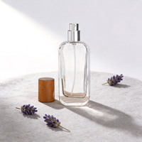 Flacons de parfum carrés en verre personnalisables de qualité supérieure, 30 ml et 50 ml, transparents, avec vaporisateur, couvercle et boîte d'emballage