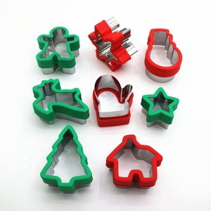 Lot de 8 <span class=keywords><strong>emporte</strong></span>-pièces professionnels de Noël : formes d'arbre, flocon de neige, étoile et cerf – Moule à biscuits - Product Image 3