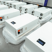 Onduleur tout-en-un et batteries au lithium 48V 5Kva 10Kva 10Kw 15Kw Onduleur solaire hybride avec batterie Lifepo4 intégrée pour la maison