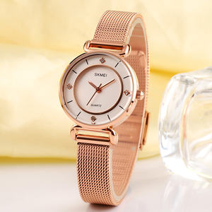 <span class=keywords><strong>Reloj</strong></span> SKMEI 1330 Dos <span class=keywords><strong>tipos</strong></span> diferentes <span class=keywords><strong>de</strong></span> relojes y hechos <span class=keywords><strong>de</strong></span> cuero y acero inoxidable respectivamente - Product Image 1