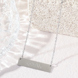 Collar de Acero Inoxidable Europeo y Americano que No Destiñe, con <span class=keywords><strong>un</strong></span> Diseño Elegante Inspirado en la Tendencia de los Influencers - Product Image 5