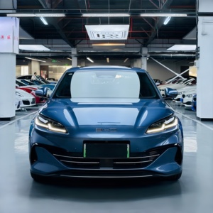BYD Seal 06 2025 <span class=keywords><strong>Voiture</strong></span> d'<span class=keywords><strong>occasion</strong></span> Conduite à gauche Berline hybride Pneus R19 Barres de toit en alliage d'aluminium Sièges fon - Product Image 2