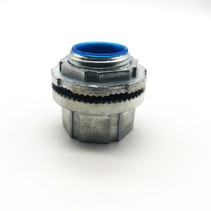 Connecteur de <span class=keywords><strong>conduit</strong></span> IMC <span class=keywords><strong>flexible</strong></span> <span class=keywords><strong>isolé</strong></span> en zinc moulé sous pression de 1/2 pouce, étanche à la pluie, avec filetage NPT, certifié ROSH ISO - Product Image 2