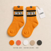 Chaussettes en bambou personnalisées en gros, chaussettes montantes avec motif graphique et inscriptio, pour hommes et femmes, couleurs vives, tricotées, style streetwear, ODM